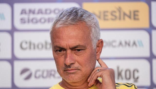 岁阿森纳名, 击败费耶诺