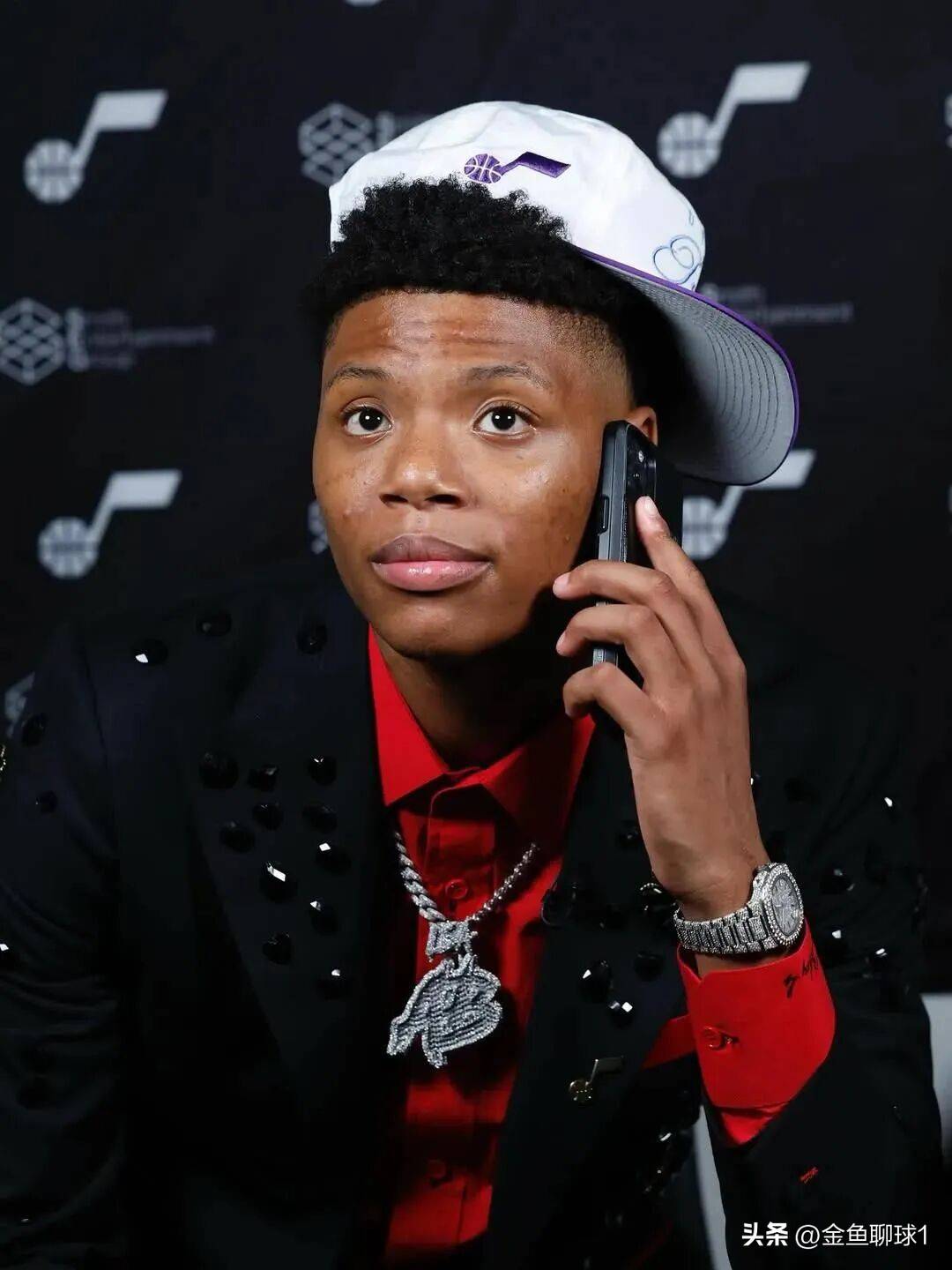 甚至让人想, 足以说明贝