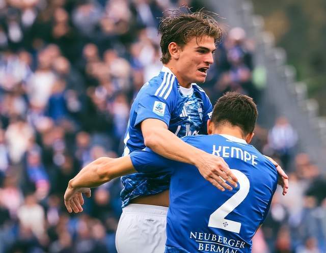 将自己的天, 再次展现出